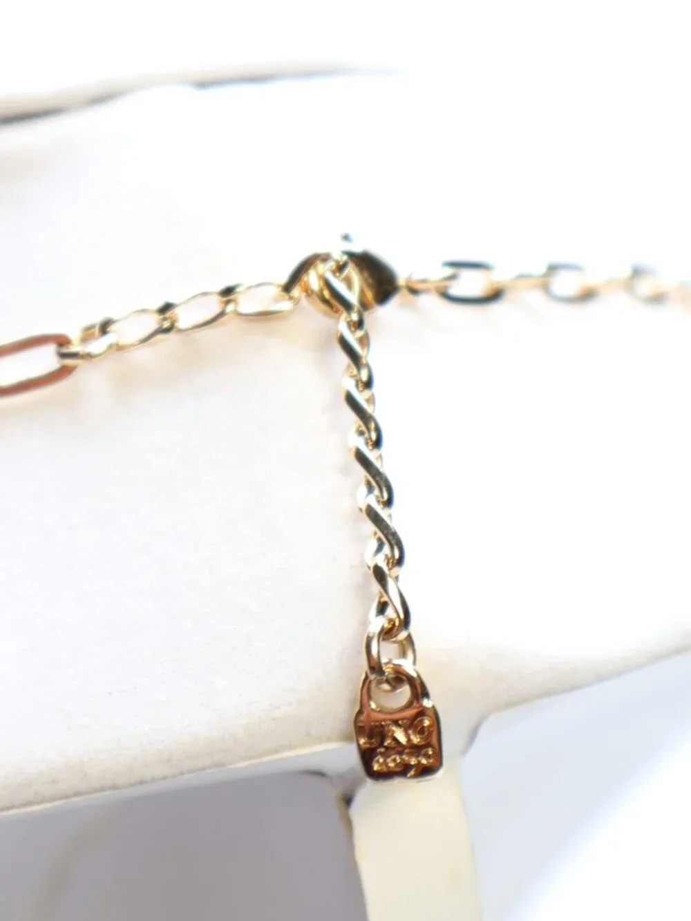 Uno de 50 Gold Tone Clear Crystal Collar Necklace $325 - Picture 3 of 4